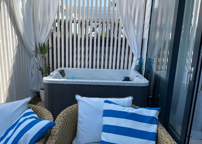 Casa vacanze Z Jacuzzi Summer House Dziwnowek