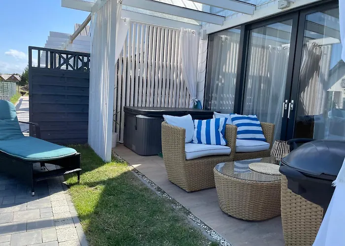 Z Jacuzzi Summer House Dziwnowek